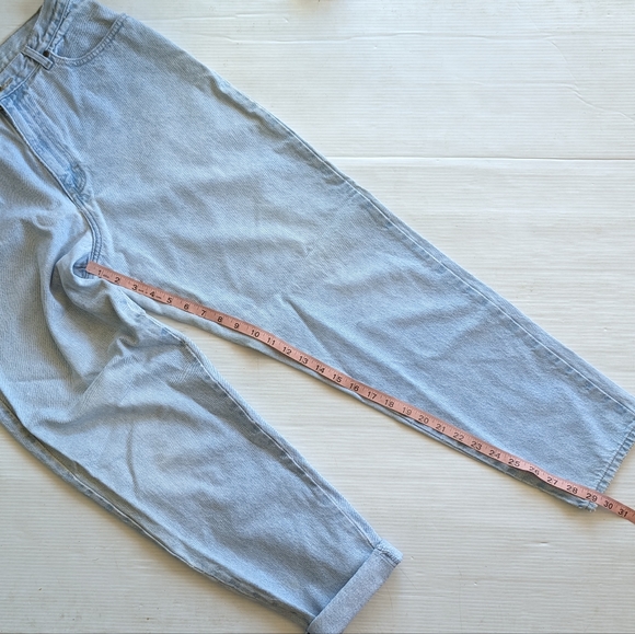 VINTAGE Northwest Blue faded light wash high rise tapered leg mom jeans - Picture 7 of 13